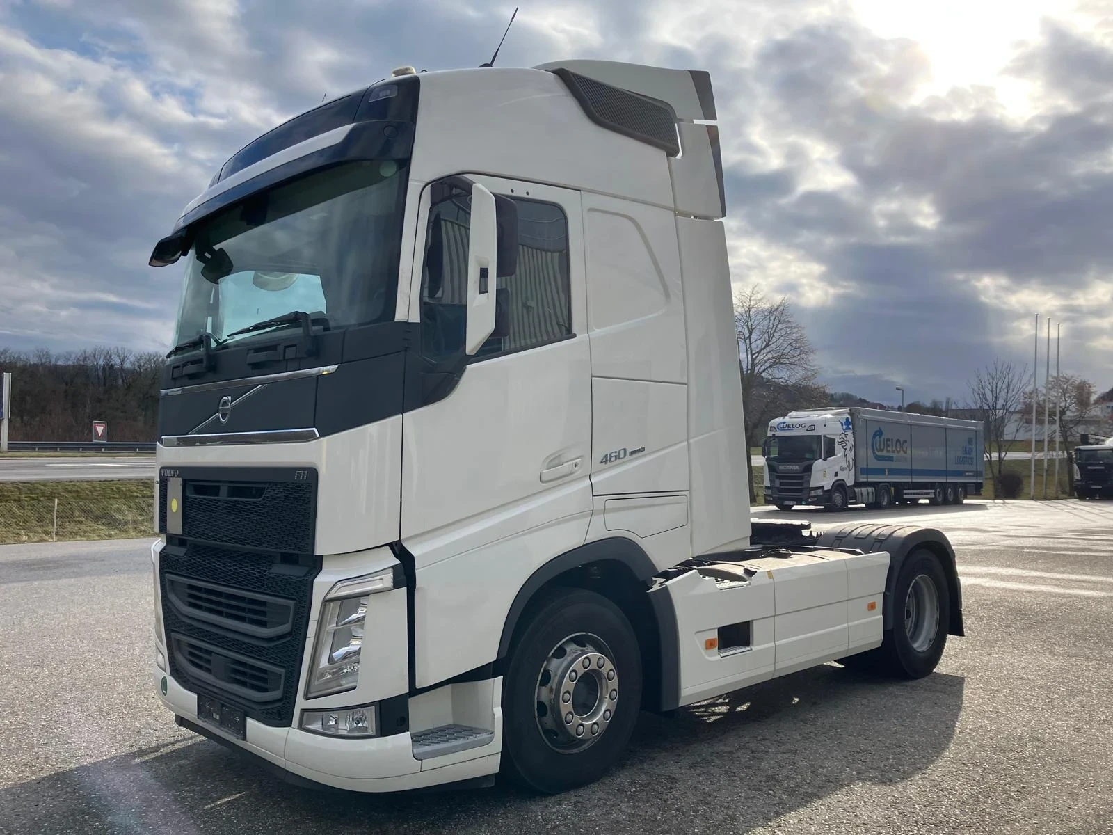 Volvo Fh Ретардер! Паркинг охладител!Нов тахограф! - изображение 2