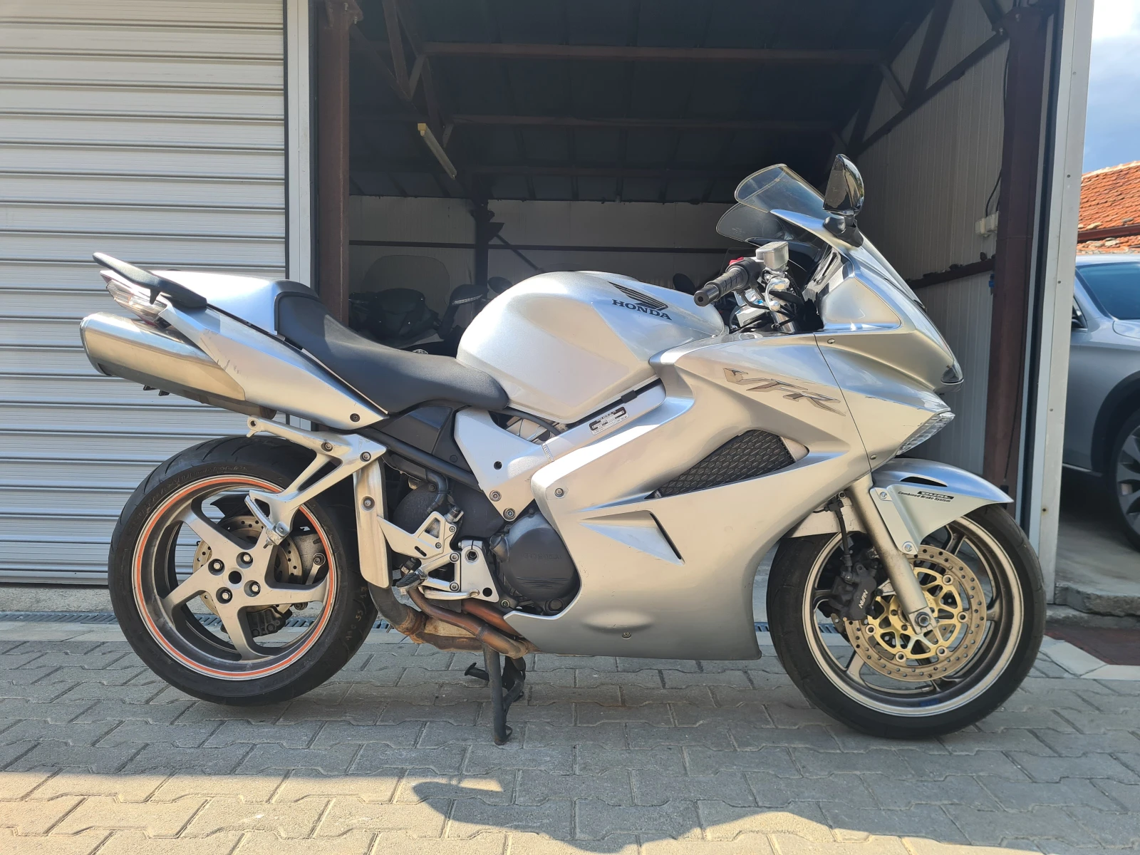 Honda Vfr 800i - изображение 4