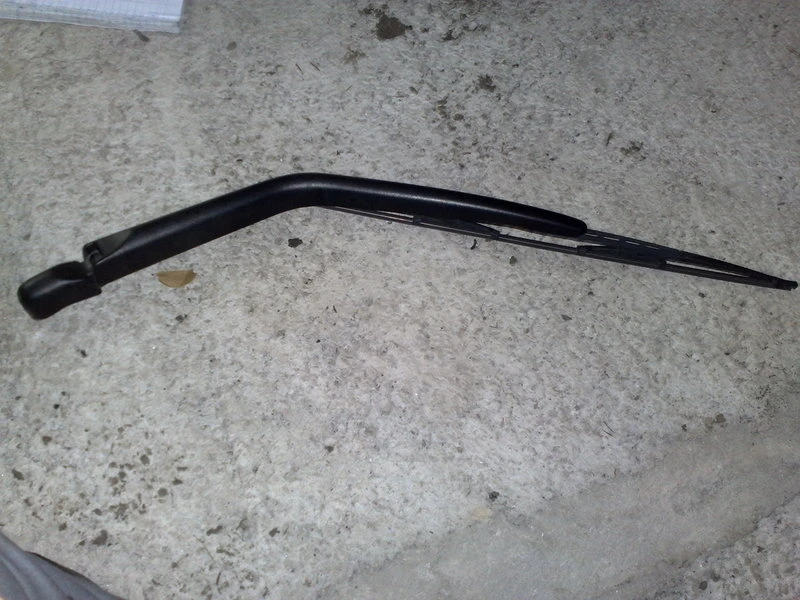 рамо задна чистачка за Рено Меган хечбек (5)