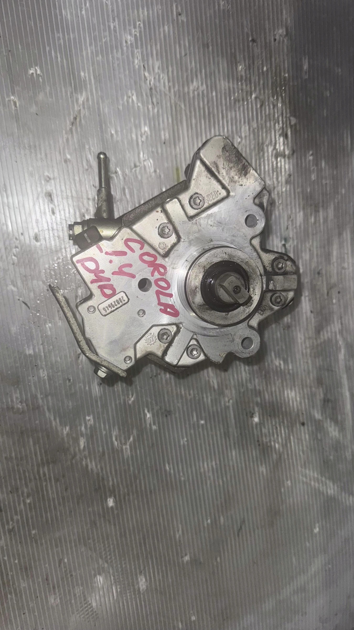 ����� �� ������ �������� (���) �� Toyota Corolla 2004 - 0445 010 105 , 22100-33040 | Mobile.bg � ����������� 1