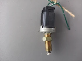 Стоп машинка съединител Тойота Ярис 1.0Б 