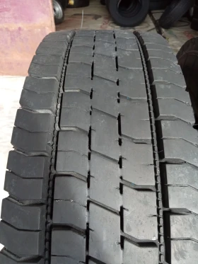 Гуми, снимка 4