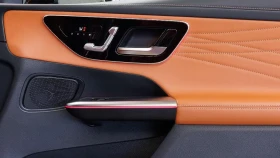 Mercedes-Benz GLC 200 i 4Matic AMG line, снимка 7