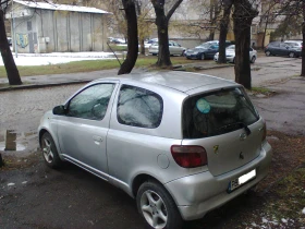 Toyota Yaris 1.0 Газ-бензин , снимка 16