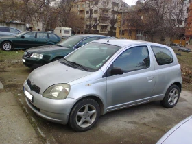 Toyota Yaris 1.0 Газ-бензин , снимка 8