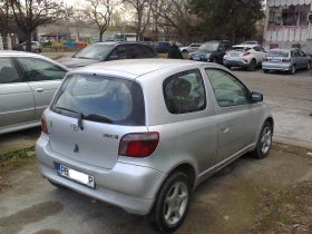 Toyota Yaris 1.0 Газ-бензин , снимка 5