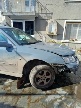 Saab 9-3 2.2 - 950 € / 1858.04 лв. - 28955383 2