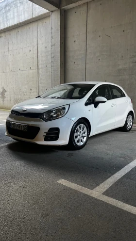 ������ Kia Rio