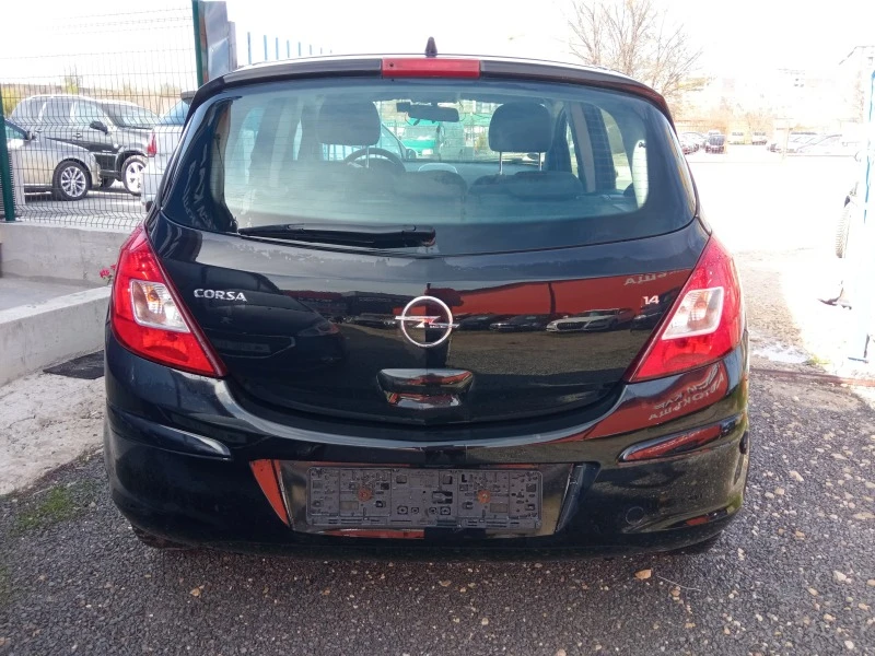 Opel Corsa 1.4i BRC, снимка 4 - Автомобили и джипове - 45022512