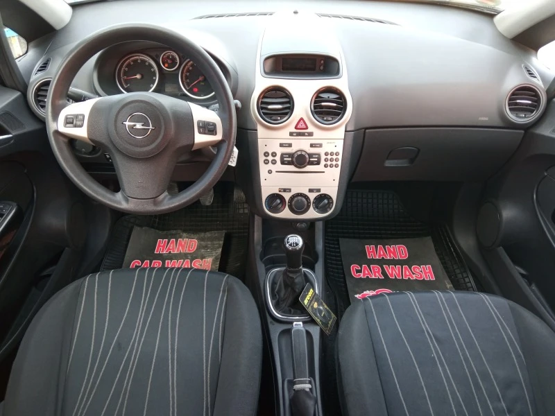 Opel Corsa 1.4i BRC, снимка 5 - Автомобили и джипове - 45022512