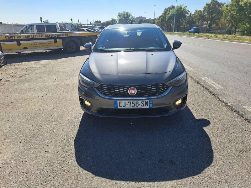 Fiat Tipo Бензин euro 6d , снимка 2 - Автомобили и джипове - 47374811