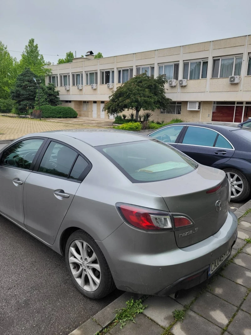 Mazda 3 2.0, снимка 9 - Автомобили и джипове - 47456746