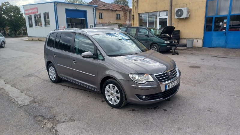 VW Touran, снимка 3 - Автомобили и джипове - 47545410