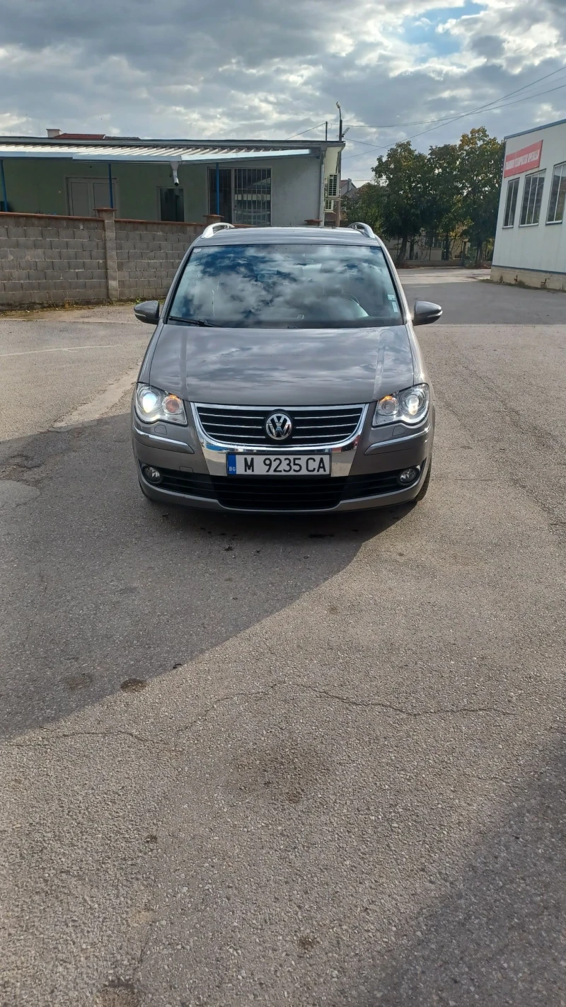 VW Touran, снимка 1 - Автомобили и джипове - 47545410