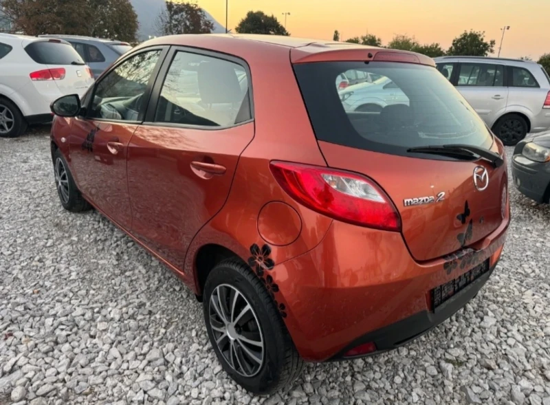 Mazda 2 1 4 бензин 86 к.с верига, снимка 3 - Автомобили и джипове - 47883575