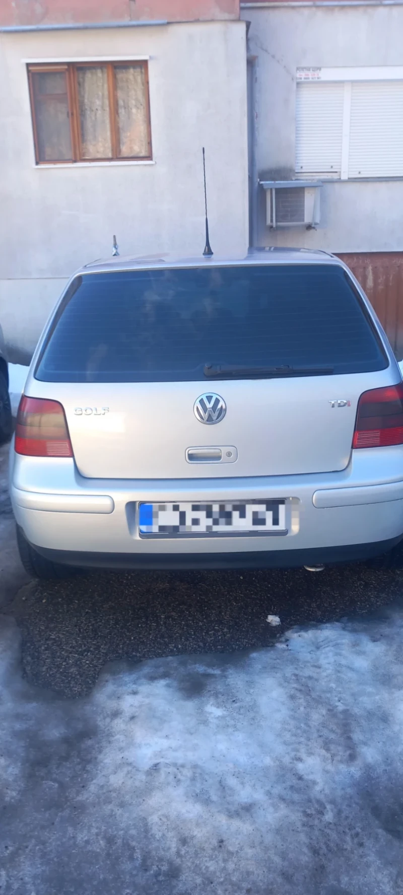 VW Golf, снимка 2 - Автомобили и джипове - 48600672