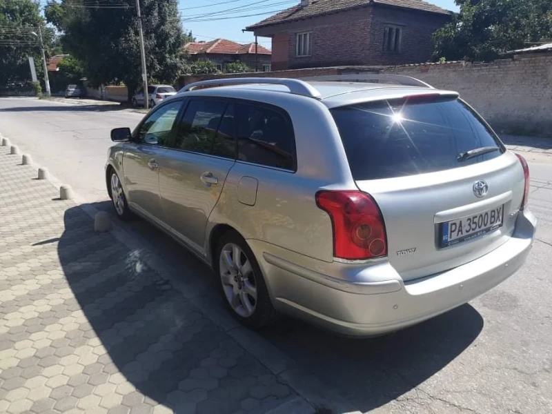 Toyota Avensis Авенсис, снимка 7 - Автомобили и джипове - 48685759