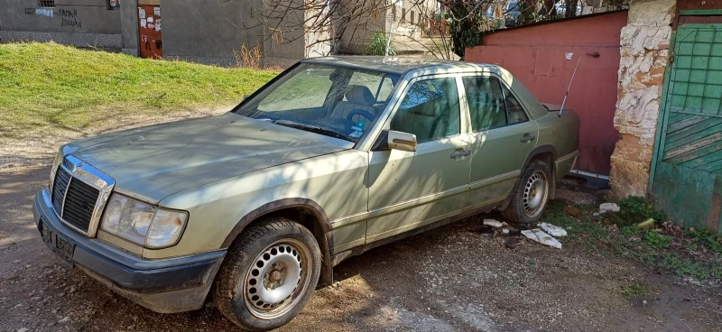 Mercedes-Benz 124, снимка 2 - Автомобили и джипове - 49384528