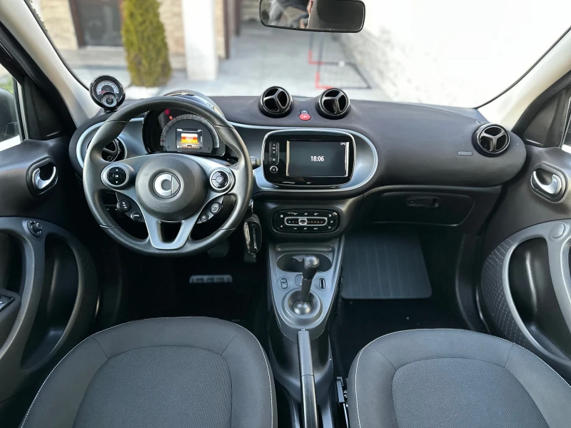 Smart Forfour Automatic Panorama, снимка 7 - Автомобили и джипове - 49549789