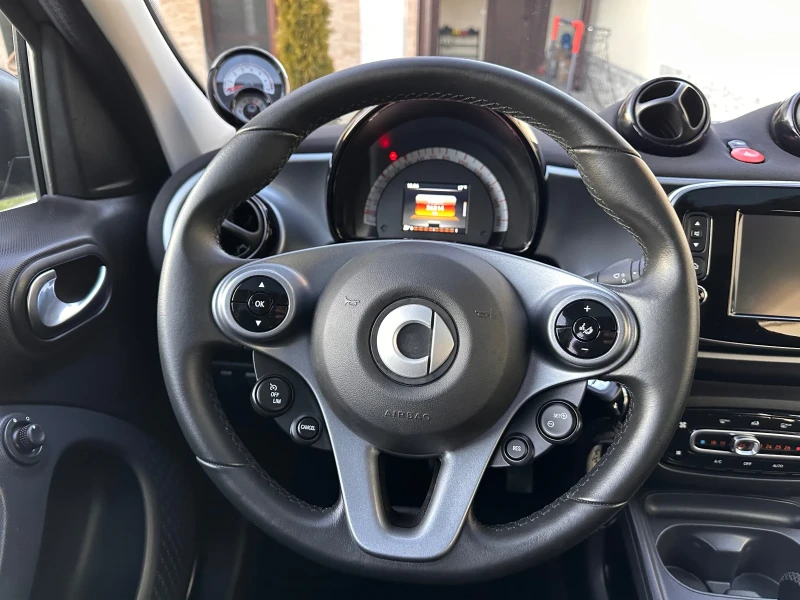 Smart Forfour Automatic Panorama, снимка 11 - Автомобили и джипове - 49549789