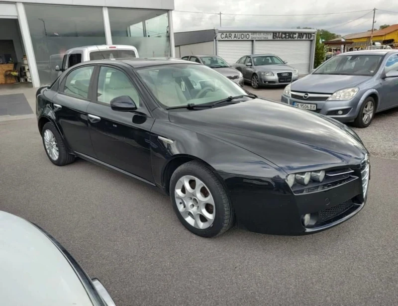Alfa Romeo 159 Mjet, снимка 3 - Автомобили и джипове - 49681389