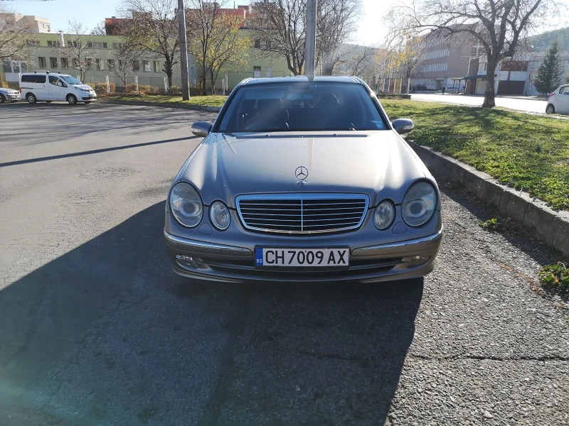 Mercedes-Benz E 240, снимка 2 - Автомобили и джипове - 51210018