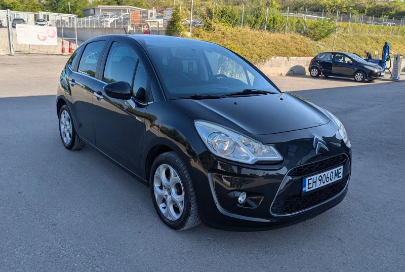 Citroen C3 1.6i пълен автоматик, кожа, подгрев, снимка 2 - Автомобили и джипове - 51644403