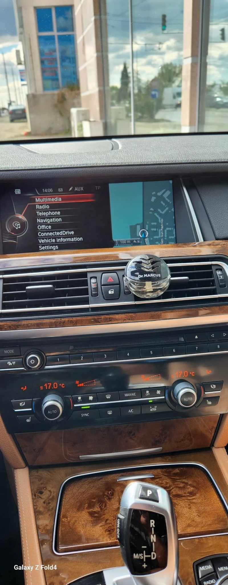 BMW 730 3.0Diael Android Auto, снимка 9 - Автомобили и джипове - 52580256