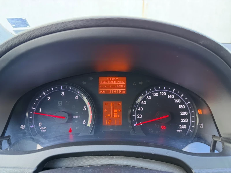 Toyota Avensis 2.0 D4d от БГ, снимка 8 - Автомобили и джипове - 52692011