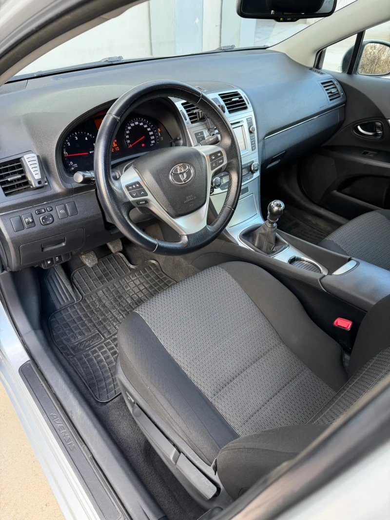 Toyota Avensis 2.0 D4d от БГ, снимка 4 - Автомобили и джипове - 52692011