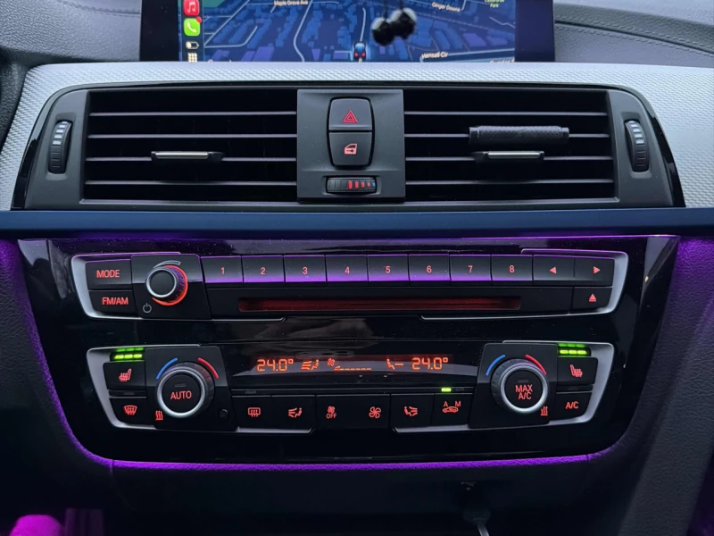 BMW 340 CARFAX* АВТОФИНАНСИРАНЕ* БЕЗ ПЪРВОНАЧАЛНА ВНОСКА* , снимка 13 - Автомобили и джипове - 52933640