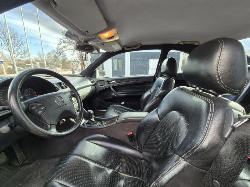 Mercedes-Benz CLK 200 Kompressor Avantgarde, снимка 7 - Автомобили и джипове - 52955937