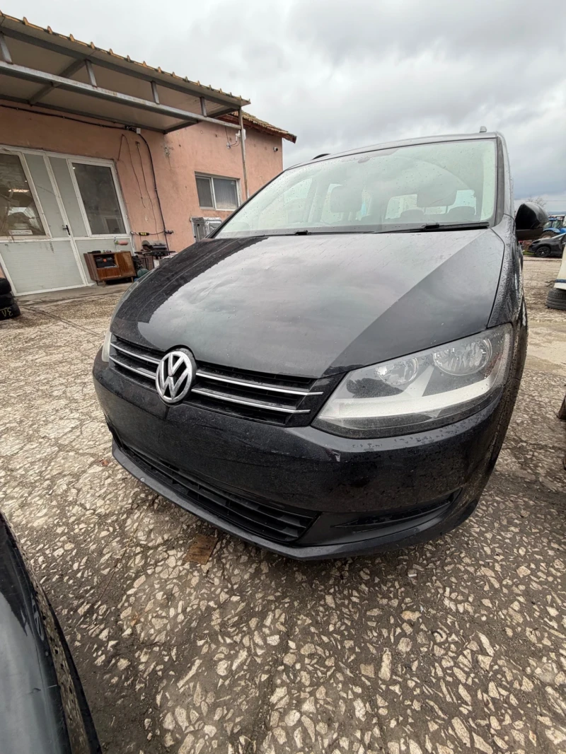VW Sharan теглич Dsg ел врати, снимка 5 - Автомобили и джипове - 53049164