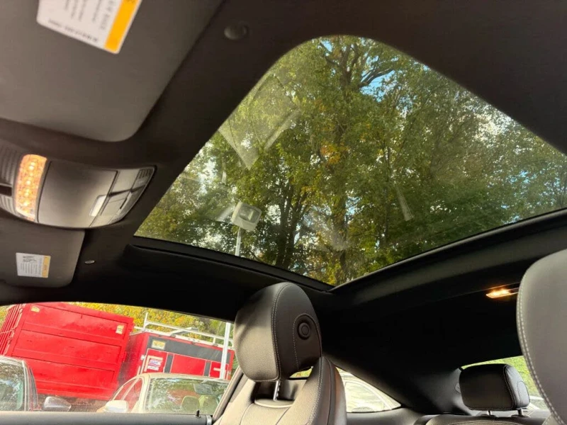 Mercedes-Benz C 300 AMG Optic* АвтоКредит* (ЦЕНА ДО БГ), снимка 17 - Автомобили и джипове - 53220928