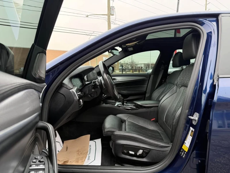 BMW 550 М550* CARFAX* АВТОФИНАНС БЕЗ ПЪРВОНАЧАЛНА ВНОСКА, снимка 15 - Автомобили и джипове - 53273395