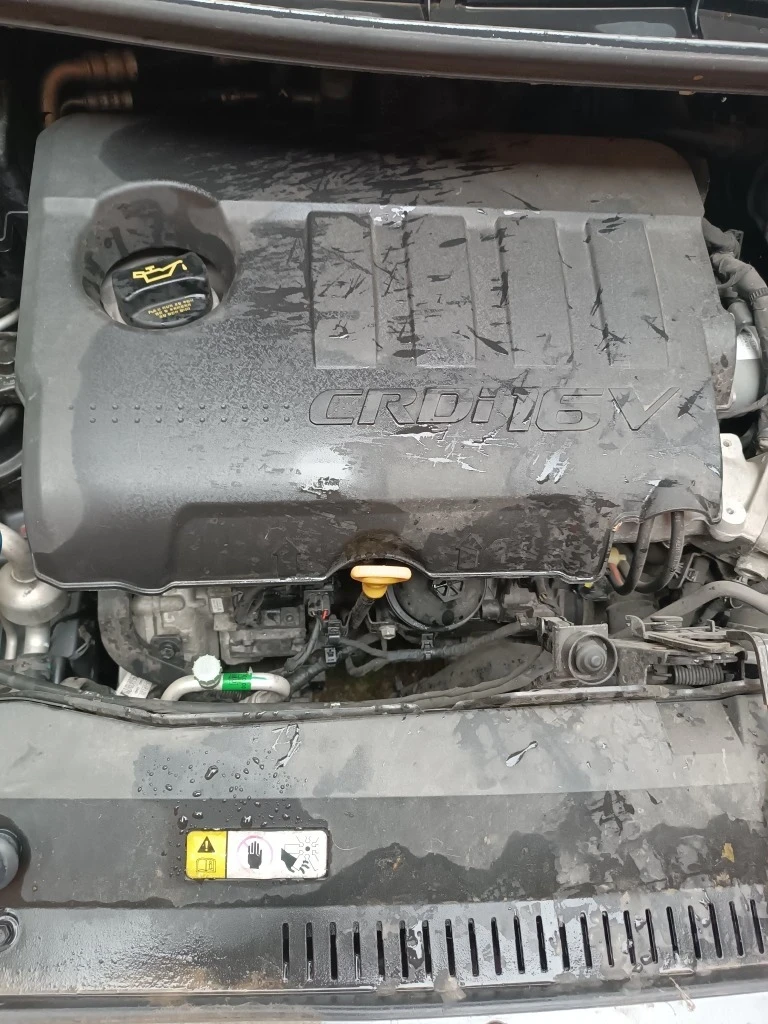 Hyundai Ix20, снимка 9 - Автомобили и джипове - 54819822