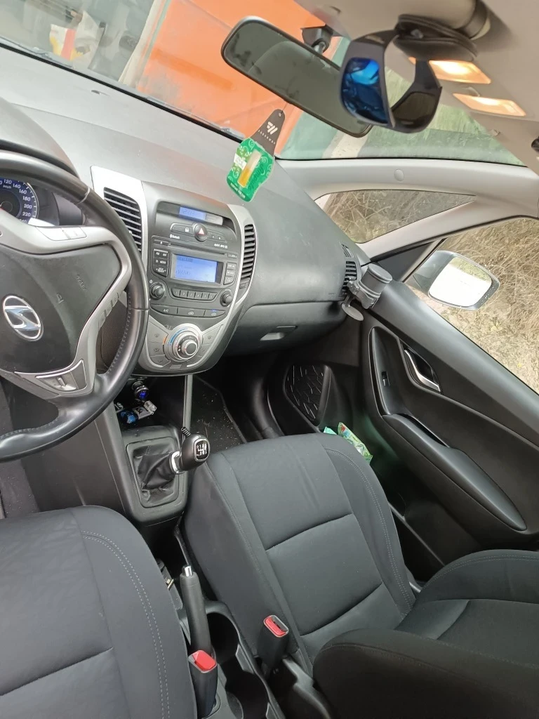 Hyundai Ix20, снимка 4 - Автомобили и джипове - 54819822