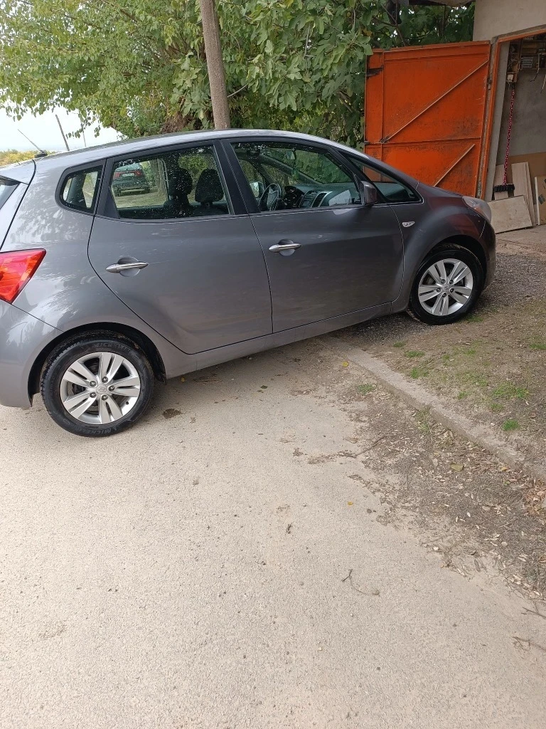 Hyundai Ix20, снимка 2 - Автомобили и джипове - 54819822
