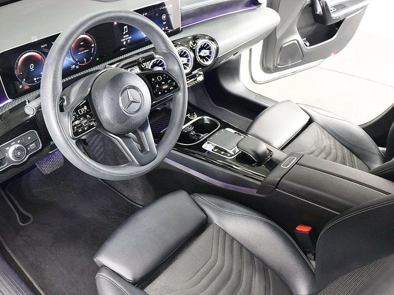 Mercedes-Benz A 220 A220 Sedan| 190�.�. | Mobile.bg � ����������� 15