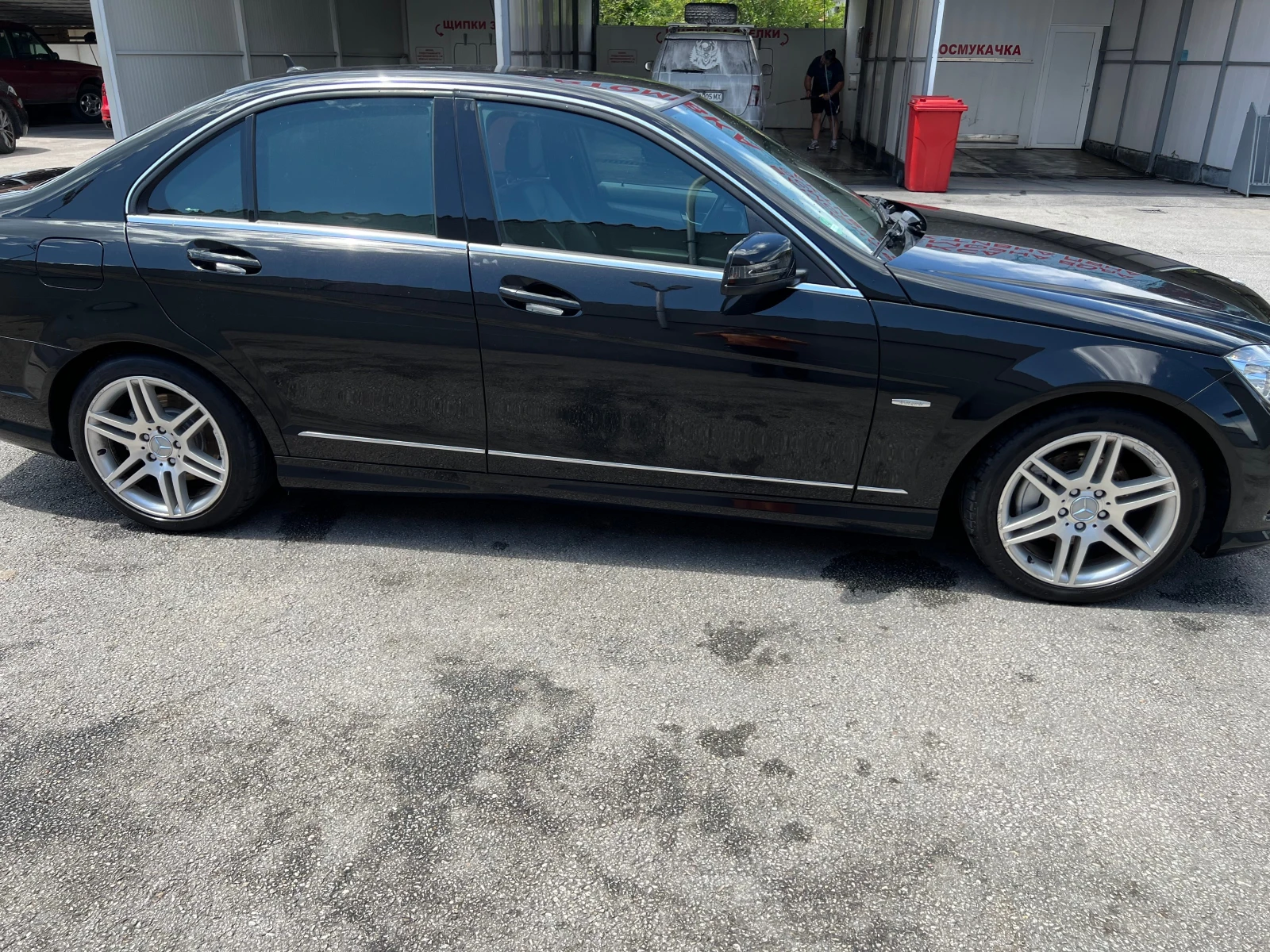 Mercedes-Benz C 200 AMG - изображение 3