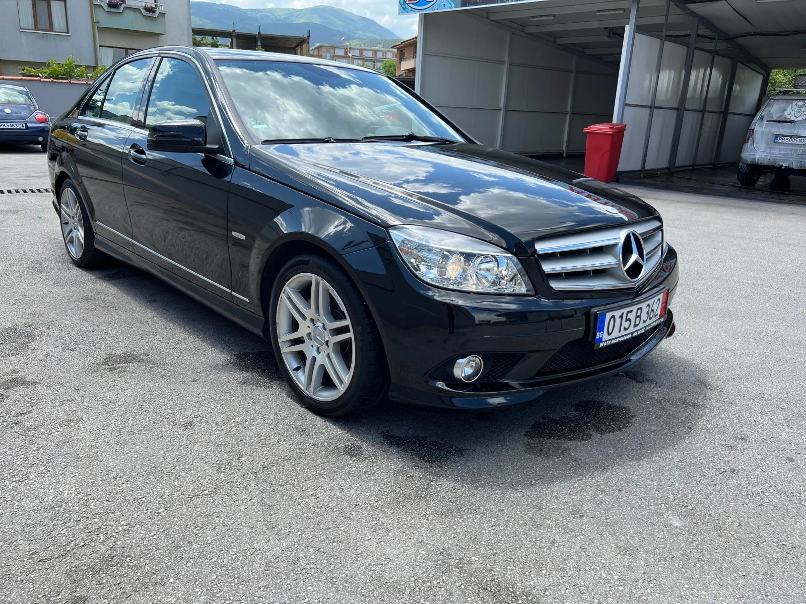 Mercedes-Benz C 200 AMG - изображение 2