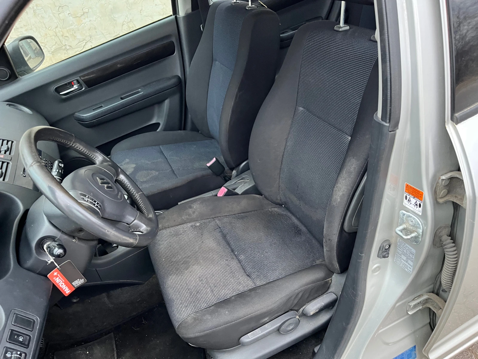 Suzuki Swift 1.3 4x4 | Mobile.bg — изображение 13