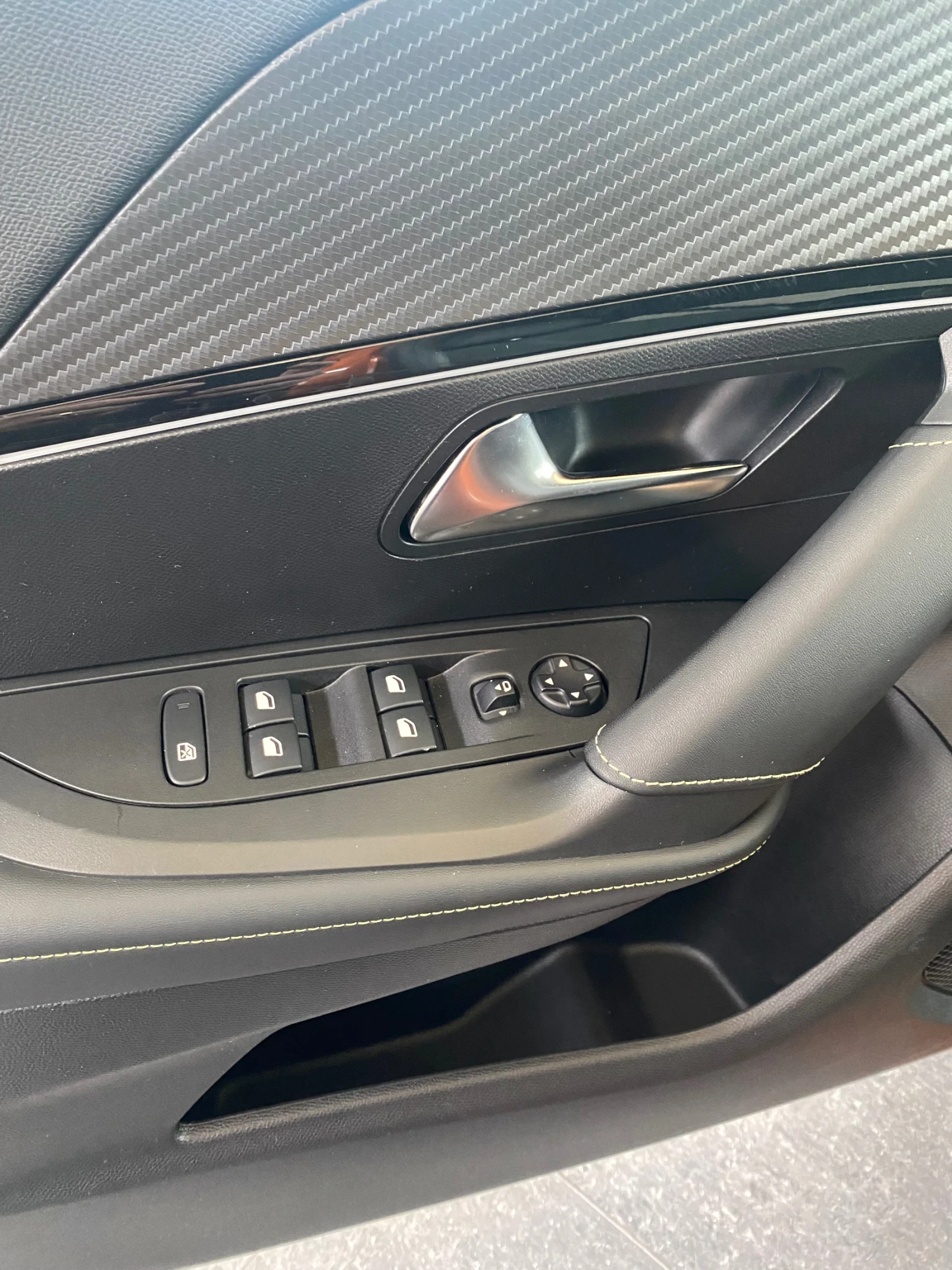 Peugeot 2008 1.5 HDI GT Line/3D Digital/EAT8  - изображение 9