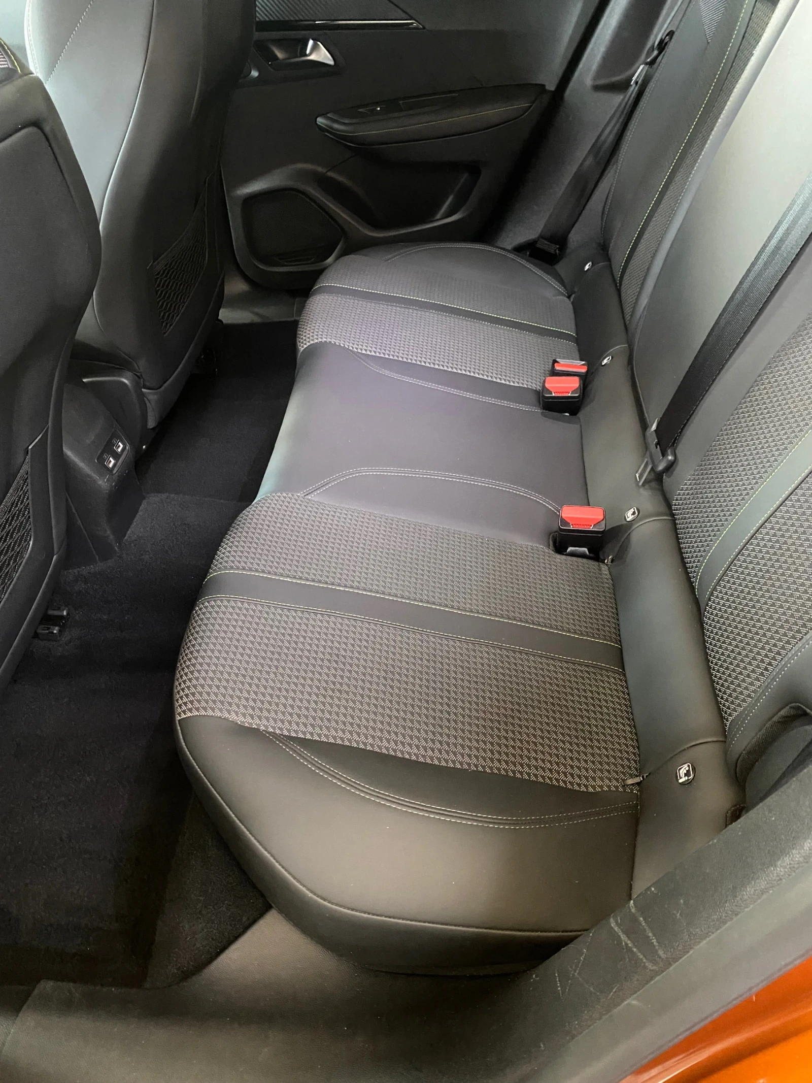 Peugeot 2008 1.5 HDI GT Line/3D Digital/EAT8  - изображение 10