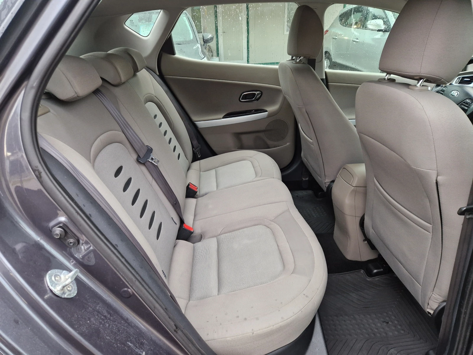 Kia Ceed 1.6 AVTOMAT | Mobile.bg — изображение 13