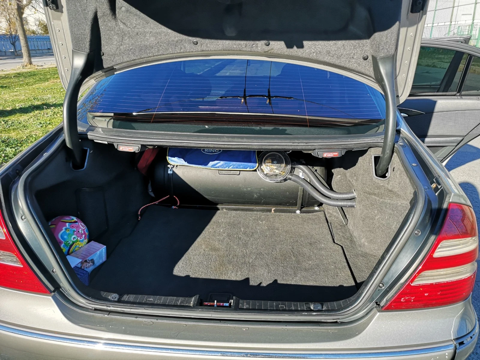 Mercedes-Benz E 240 | Mobile.bg — изображение 12