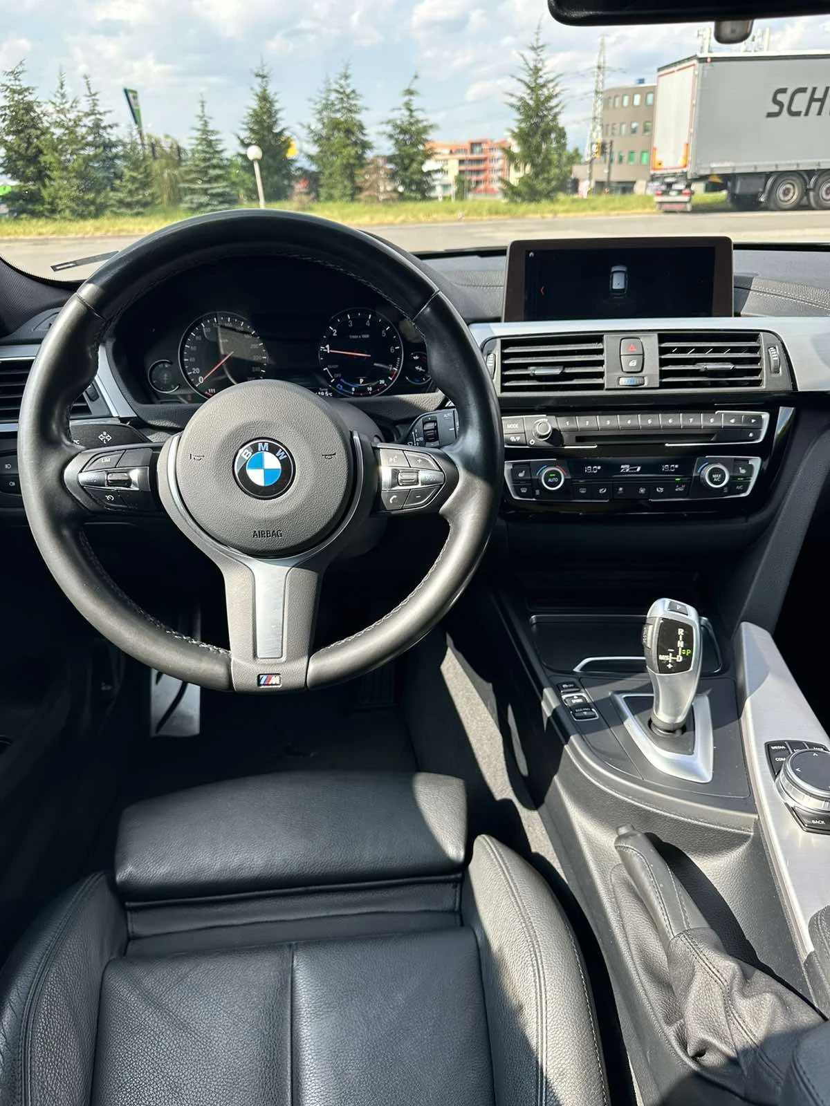 BMW 318 i 136hp - изображение 8