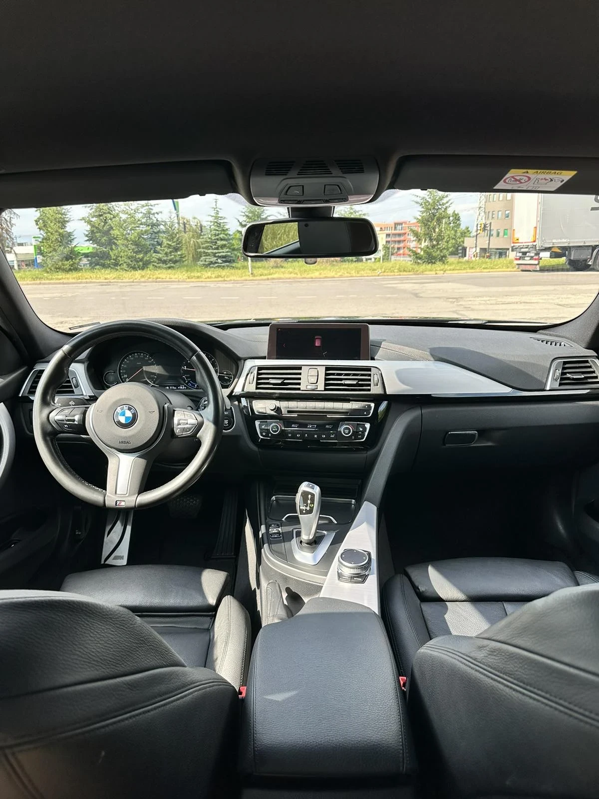 BMW 318 i 136hp - изображение 9