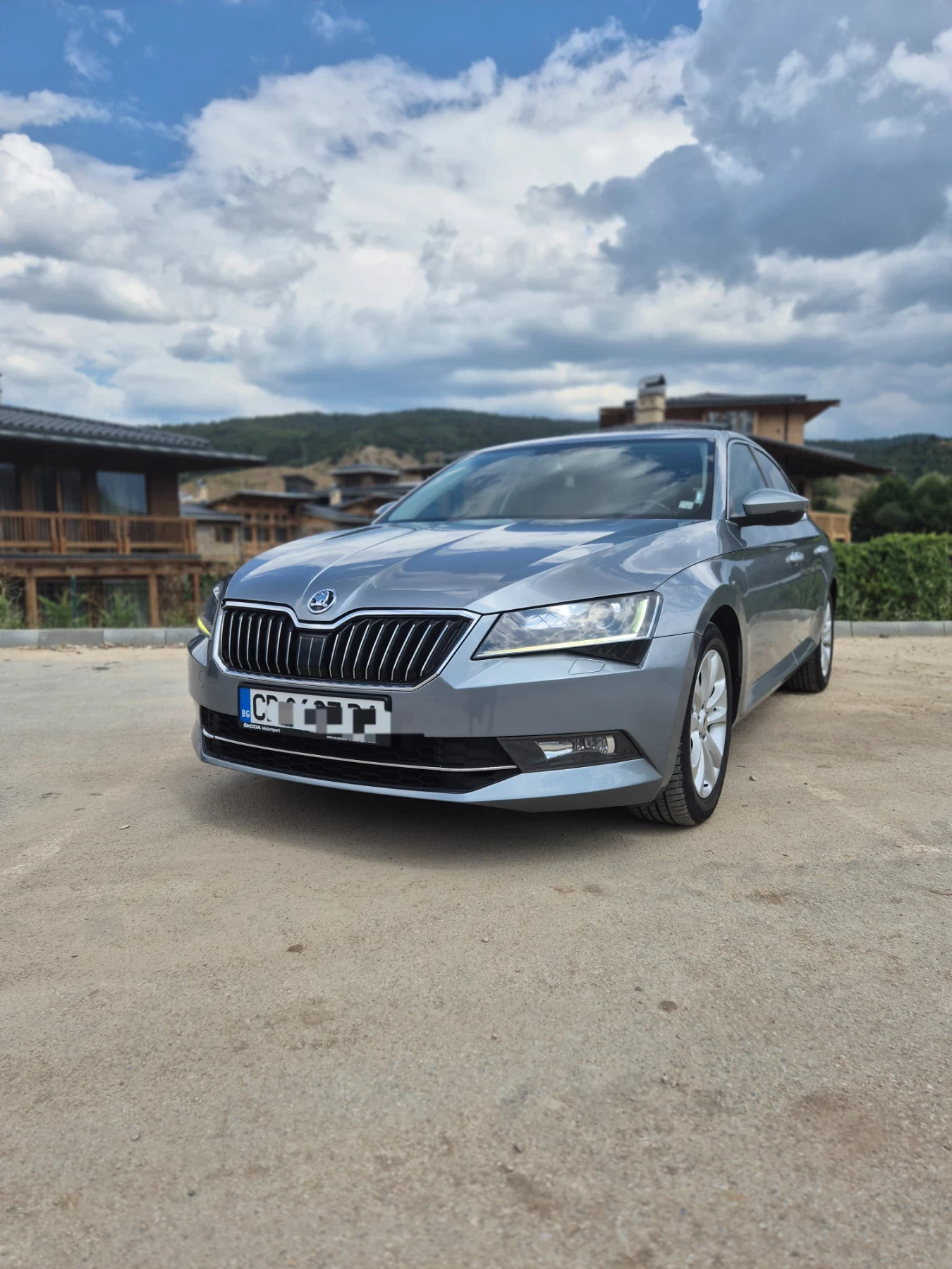 Skoda Superb  - изображение 2