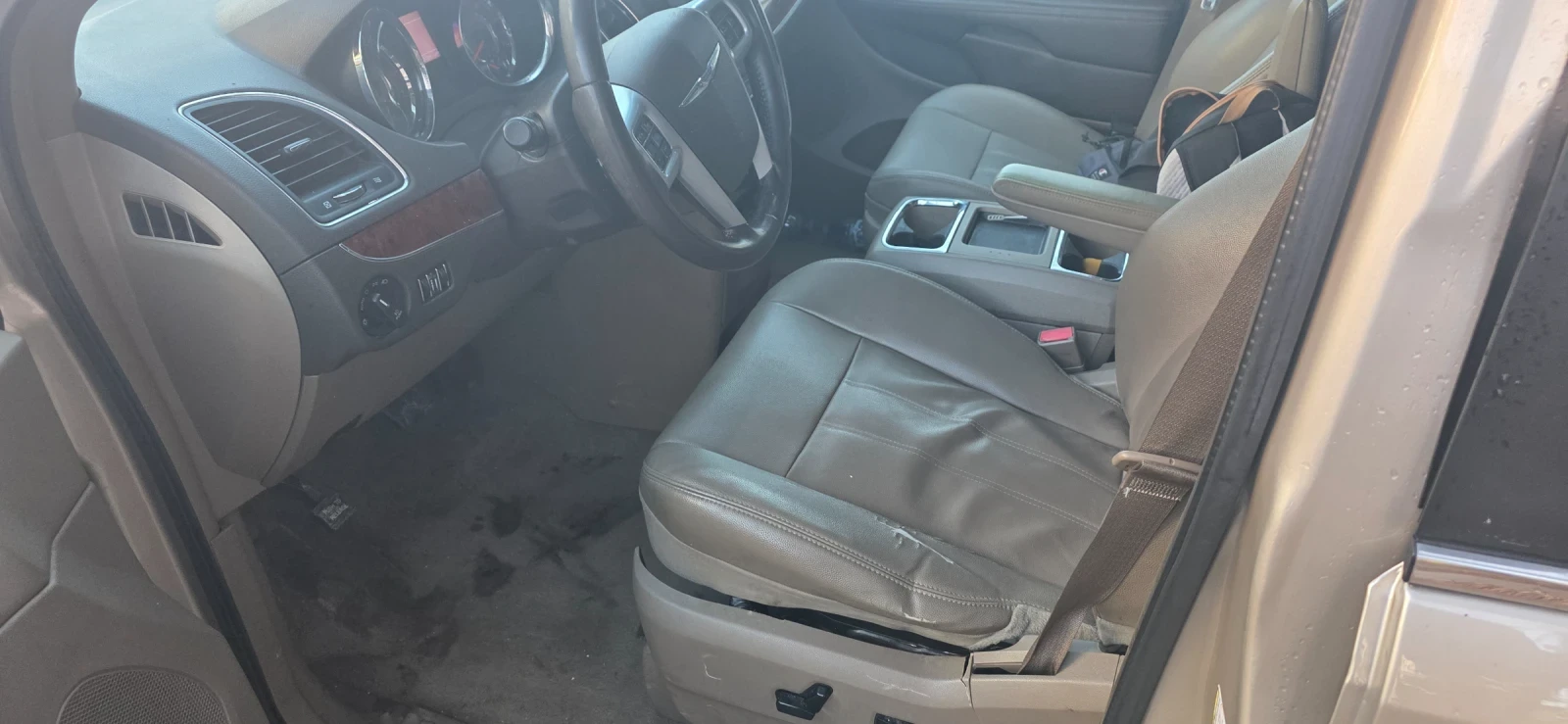 Chrysler Town and Country | Mobile.bg � ����������� 6